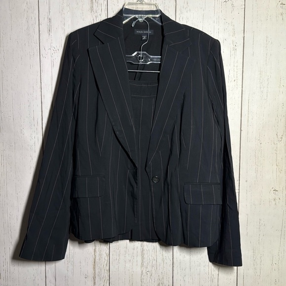 Banana Republic Black Pinstriped Blazer 14  & Pleated Business Skirt 12 Set - Picture 1 of 6